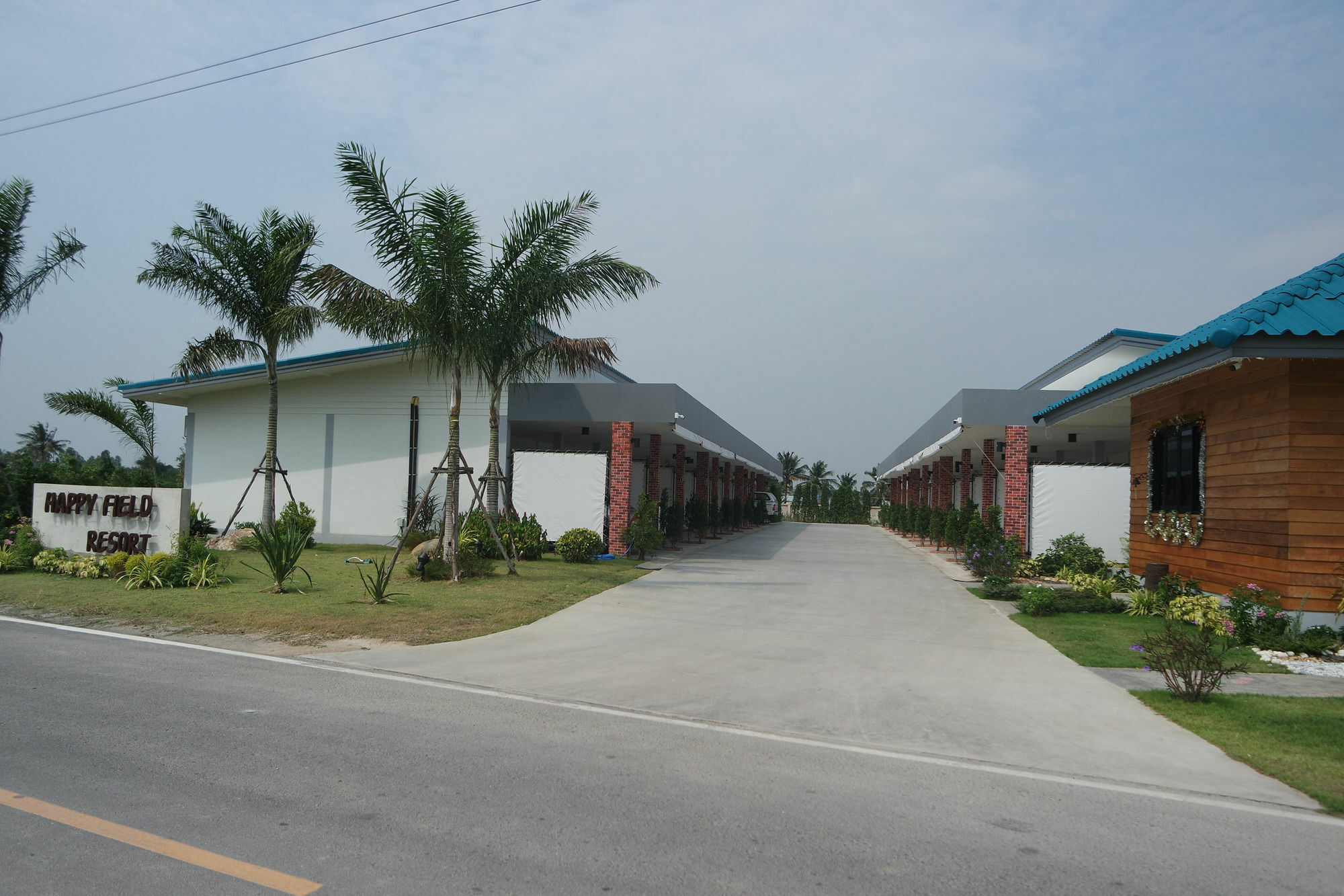 Happy Field Resort Cha-Am Exterior photo